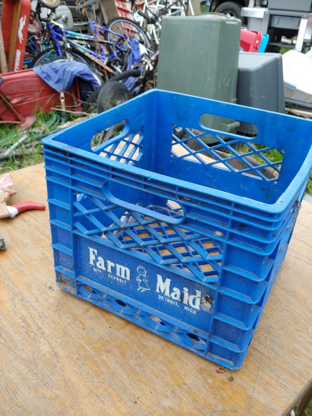 Vintage Milk Crate / Dairy Detroit Crate / Rustic Farmhouse Storage