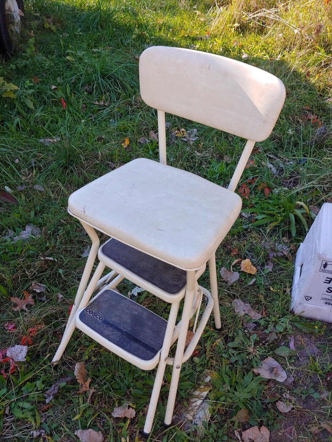 Vintage Metal Cosco Hight Chair Step Stool Lift up Seat Kitchen White ...