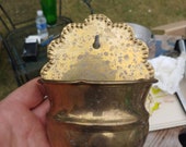 Vintage wall mounted brass plant holder trinket key storage flower basket notes box wall decor