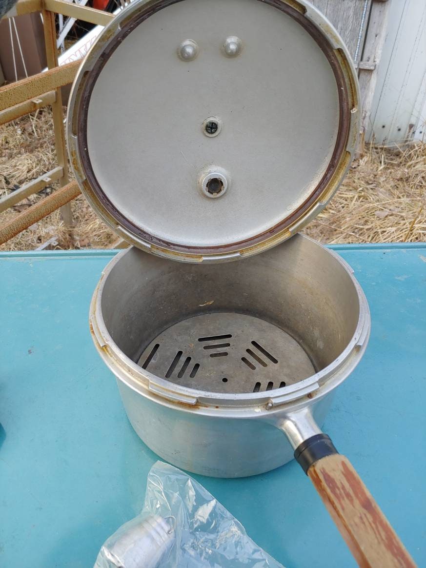 Vintage Presto Stovetop Pressure Cooker 4qt National Aluminum Etsy