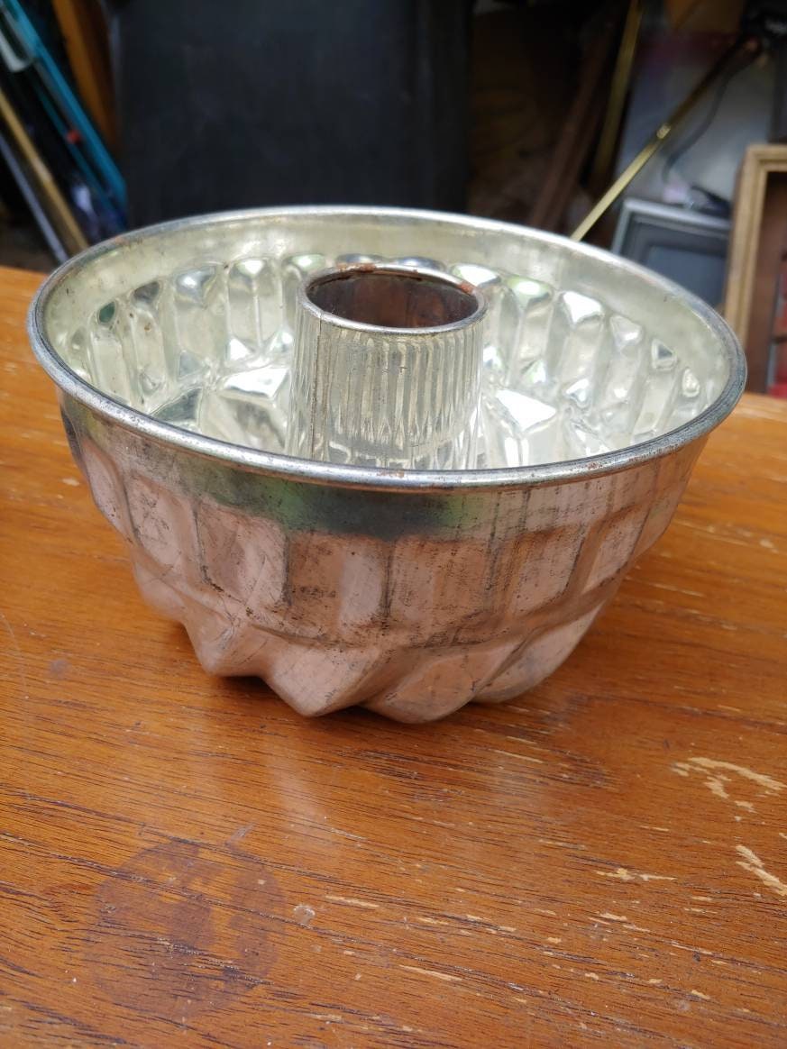 Vintage Kaiser Bundt cake pan mold made in west germany Etsy