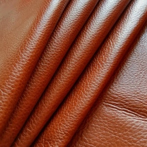COLORE MARRONE BRILLANTE fogli di pelle Pezzi di pelle naturale per lavorazione artigianale Pelle per orecchini Tappezzeria vera pelle Pelle italiana