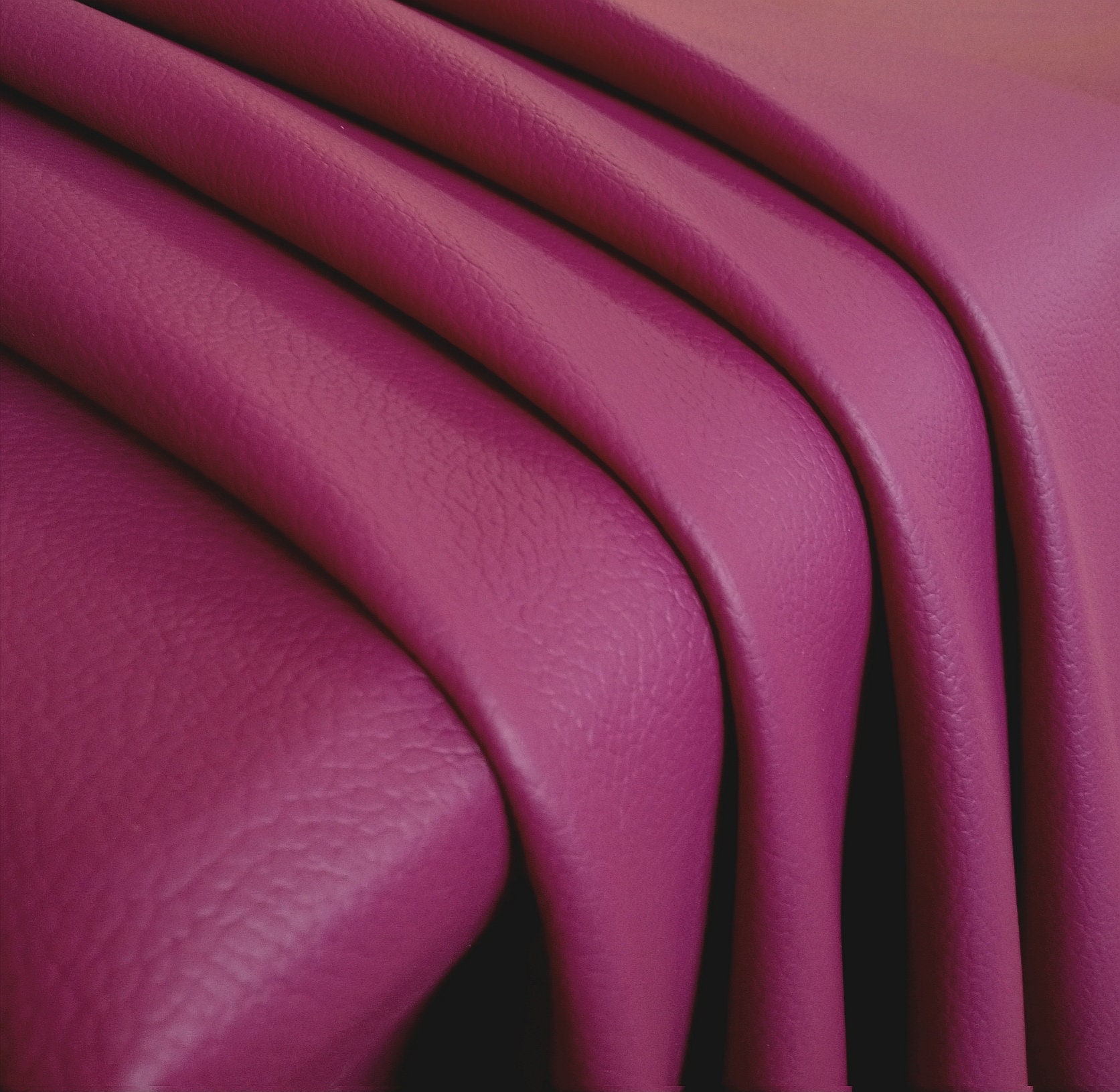 Full Grain FUCHSIA COLOR leather sheets Natural leather pieces for crafting Leather for DIY Upholstery genuine leather Italian leather