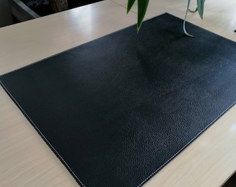 Sous-main en cuir IMPERMÉABLE Cuir militaire hydrophobe noir Napperon de table Tapis de souris en cuir Tapis de bureau Tapis de souris cadeau PERSONNALISATION