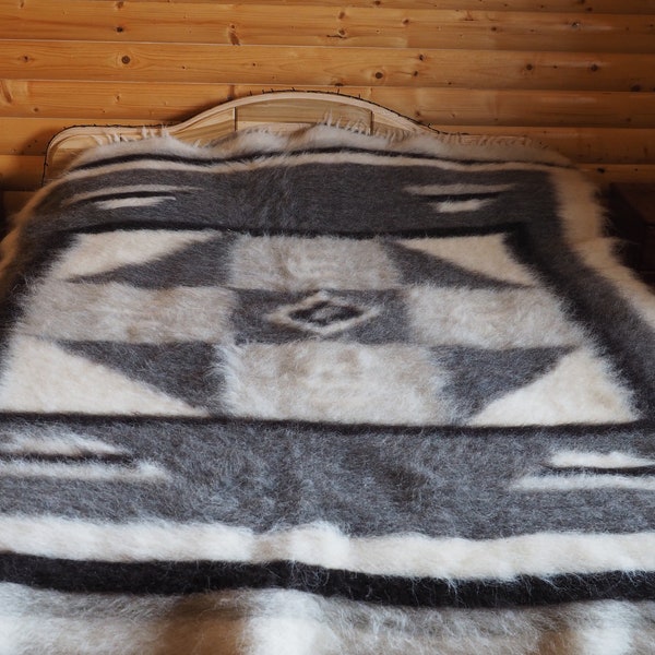 Wool Throw Blanket Grey, Wool Throw Blanket Queen Size, Warm Bed Sofa Cover, Scandinavian Plaid, Blanket Home Decor, Gray Soft Wool Bedding