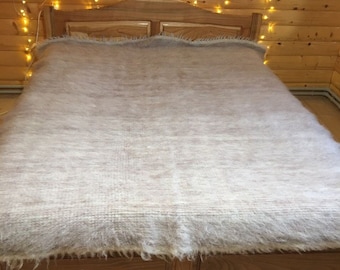 Organic Wool Blanket Throw, Handmade Beige Area Rug, Natural Sheep Wool Plaid, Home Decor Accent, Warm Wool Blanket, Organic Wool Throw