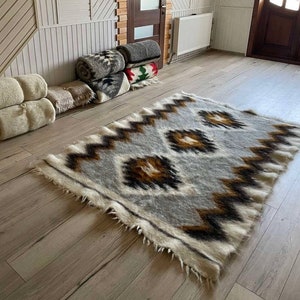 Ręcznie tkany dywan z wełny karpackiej, styl vintage kilim, etniczny wystrój domu