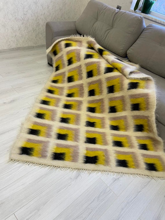 Geometric Yellow Wool Rug, Modern Wool Rug Rugs, Colorful Carpet Cubes, Authentic Mustard Custom Rug, Yellow and Black Wool Rug
