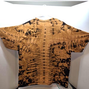 Bleach dyed shirt Xl