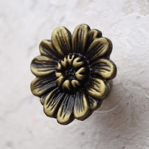 Flower knobs for dresser - Brass drawer handles