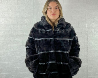 Luxurious Real Mink Fur Coat with Leather lines - Genuine Fur Jacket for Women - Personalized Jacket - Organically and Ethically Farmed Mink