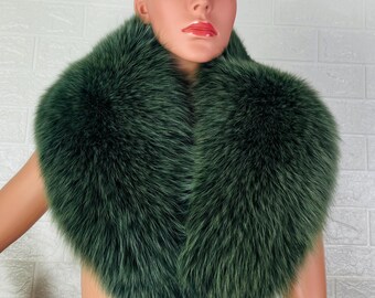 GORGEOUS Real Green FOX FUR Collar • Handcrafted Winter Fashion Accessory • Real Fur Scarf • Fur Wrap • Fur Shawl