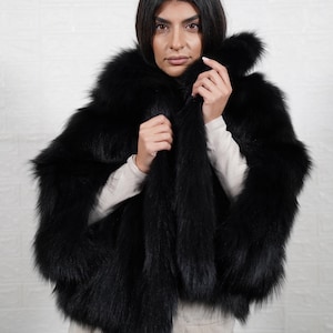 Handmade real fox fur coat for women in black fox color, short luxury winter jacket with 100% real fur