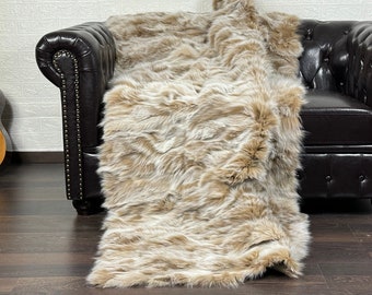 Luxurious Real FOX Fur Blanket Throw Beige- Personalized Handcrafted Warmth for Home Decor - Organically and Ethically Farmed Fox Fur
