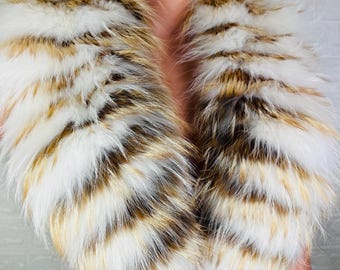 Gorgeous soft fox fur collar scarf white golden, elegant fluffy fur shawl, luxury warm fur stole