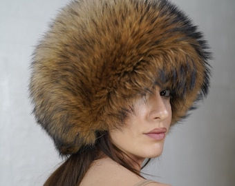 GORGEOUS Real Fin Raccoon Fur Hat Natural Color - Handcrafted Elegance for Winter Chic - Ethically and Organically Farmed Raccoon fur