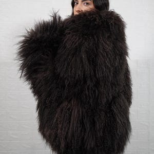 Dark Brown Mongolian Sheepskin Fluffy Jacket Coat Full Skin Handmade Luxury Real Fur Women Fashion