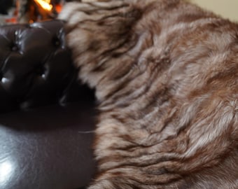 Crystal natural fox fur throw blanket unique pattern handmade luxury real fur bedspread sofa cover Fireplace cozy winter setting