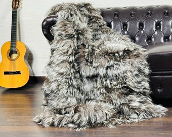 Real DOUBLE SIDED Silver Fox Fur Throw • Personalized Genuine Fur Throw Rug • Housewarming Gift • Handmade Vintage Fur Throw for Living Room