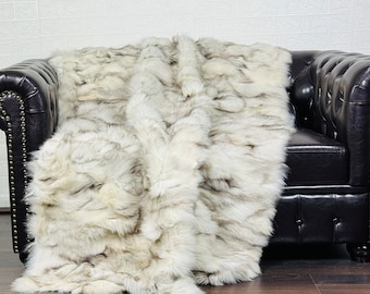 EXCLUSIVE DOUBLE SIDED Real Fox Fur Throw • Large fur Area Rug • Fox Fur Rug • Ethically and Organic Farmed Fox Fur • Scandinavian Decor
