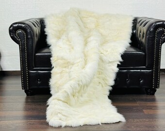 EXCLUSIVE Real FOX FUR Throw Blanket White • Large Area Rug  • Genuine Fur Rug  • Ethically and Organic Farmed Fox Fur  • Scandinavian Decor