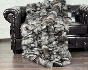 Luxurious Real Fox Fur Rug Silver - Handcrafted Natural Fox Fur Throw for Home Decor - Organically and Ethically Farmed Fox Fur