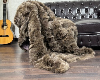 Luxurious Real FOX Fur Blanket Throw Brown - Personalized Handcrafted Warmth for Home Decor - Organically and Ethically Farmed Fox Fur
