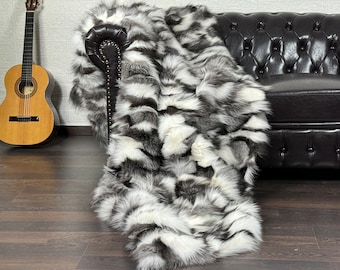 EXCLUSIVE Real FOX FUR Throw Blanket • Large fur Area Rug  • Genuine Fur Rug  • Ethically and Organic Farmed Fox Fur  • Scandinavian Decor