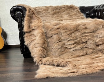 Luxurious DOUBLE SIDED Real FOX Fur Blanket Throw Beige - Personalized Handcrafted Warmth for Home Decor - Organically Farmed Fox Fur
