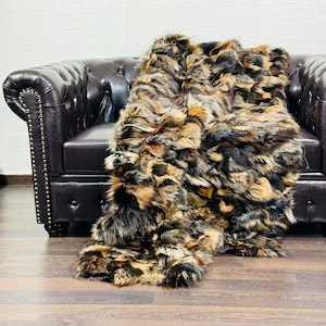 Luxurious Real Fox Fur Rug - Handcrafted Natural Fox Fur Throw for Home Decor - Organically and Ethically Farmed Fox Fur