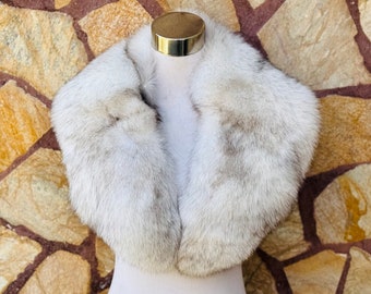 Gorgeous Real Fox Fur Collar Natural Detachable - Stylish Statement Piece for Winter Fashion for Women and Men