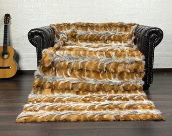 Luxurious Real FOX Fur Blanket Throw - Personalized Handcrafted Warmth for Home Decor - Organically and Ethically Farmed Fox Fur