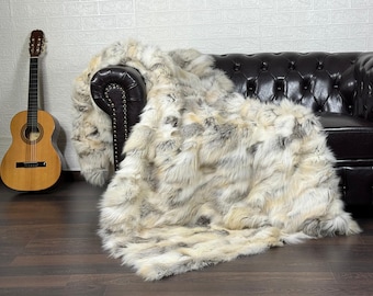 Luxurious Real Fox Fur Rug Golden - Handcrafted Natural Fox Fur Throw for Home Decor - Organically and Ethically Farmed Fox Fur