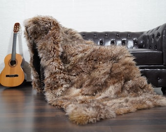 Sheep Fur Throw Blankes