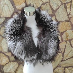 Wunderschöner Silberfuchs Pelzkragen Schal, handgemachte warme Pelzstola, elegante weiche Pelz-Schal-Verpackung