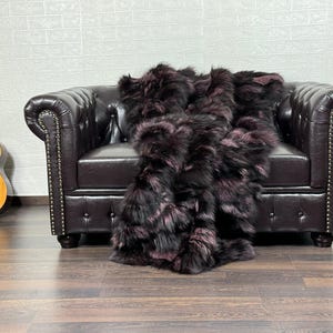 Fox fur real throw blanket with black and purple pattern - elegant bedspread & fox fur rug for living room and bedroom decor