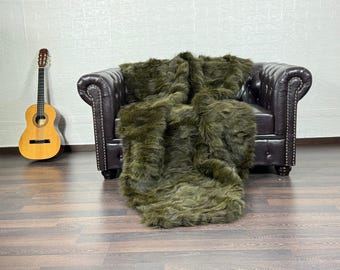 Real DOUBLE SIDED Fur Blanket Green • Personalized Fox Fur Blanket Throw • Handmade Genuine Fur Blanket • Fur Bedspread n Sofa Cover