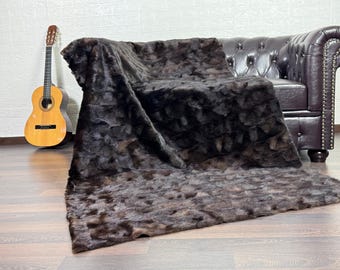 Real Brown Mink Fur Throw 47x88 in • Personalized Genuine Fur Throw Rug • Handmade Vintage Fur Throw for Living Room n Bedroom