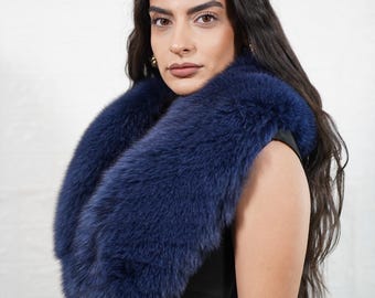 Gorgeous warm blue fox fur collar scarf, handmade luxury fur wrap, soft elegant fur stole