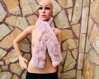 Luxurious Baby Pink Rabbit Fur Scarf - Soft Winter Wrap - Elegant and Luxurious Cold-Weather Accessory