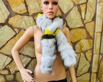 GORGEOUS Real Fox Fur Scarf Natural & Green Yellow – Cozy Winter Wrap – Luxurious, Sustainable Fashion Statement