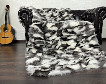 Real DOUBLE SIDED Black White Fox Fur Throw • Personalized Genuine Fur Throw Rug • Handmade Vintage Fur Throw for Living Room n Bedroom