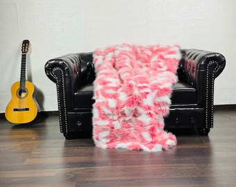 EXCLUSIVE Real FOX FUR Throw Blanket • Large fur Area Rug  • Genuine Fur Rug  • Ethically and Organic Farmed Fox Fur  • Scandinavian Decor