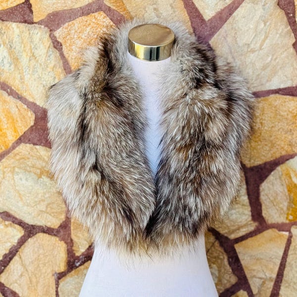 GORGEOUS Crystal FOX FUR Collar • Real Fur Collar • Real Fur Scarf • Fur Wrap • Fur Shawl