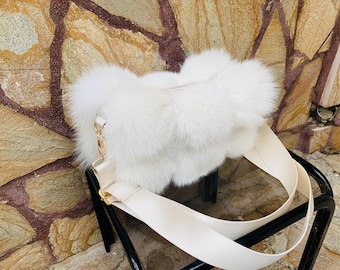 ELEGANT White Fox Fur Bag - Handcrafted Fashion Accessory - Elegant & Soft Fur Handbag
