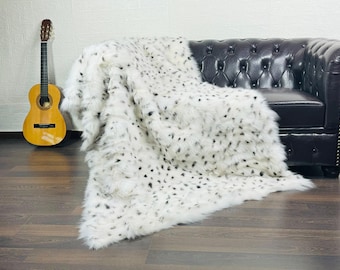 BEAUTIFUL Real White FOX FUR Blanket • Personalized Fox Fur Blanket Throw • Ethically and Organic Farmed Fox Fur  • Scandinavian Decor