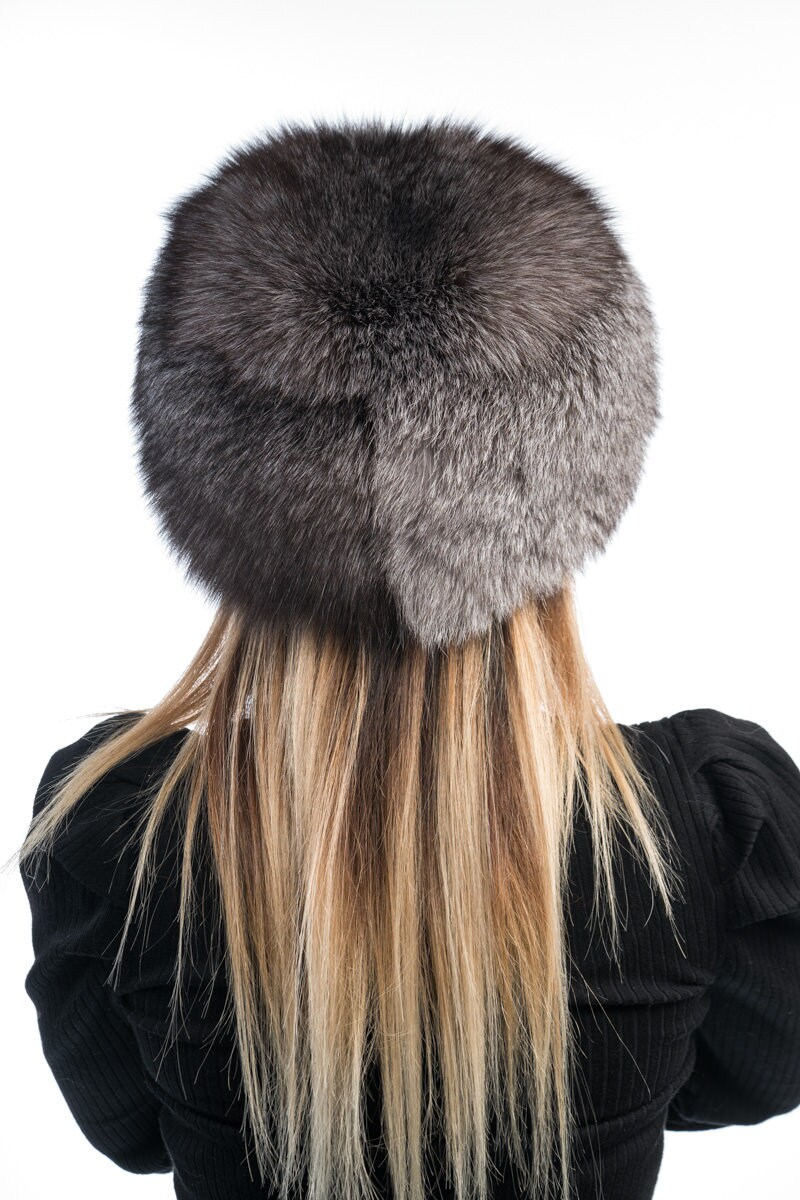 DANKEYISI Fashion Autumn Winter Women Cap Fox Fur Ball Hat Pom