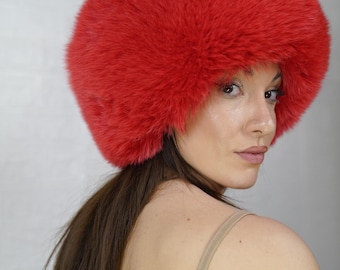 BEAUTIFUL Real Fox Fur Hat Red - Handcrafted Elegance for Winter Chic - Ethically and Organically Farmed Fox Fur