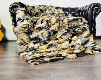 EXCLUSIVE DOUBLE SIDED Real Fox Fur Throw Cross • Large fur Area Rug • Fox Fur • Ethically and Organic Farmed Fox • Scandinavian Decor