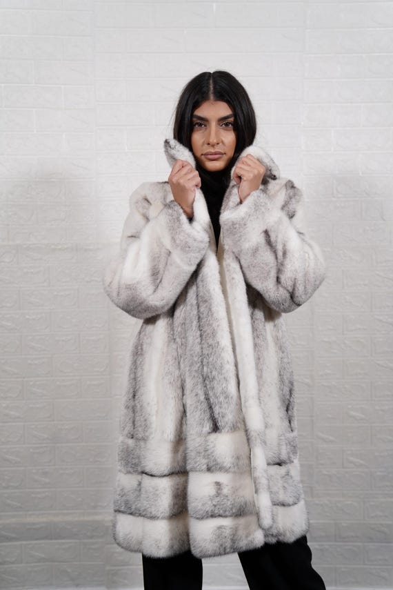Real Mink Fur Coat Black Cross Long Overcoat for Women Luxury Real Full Skin Handmade Genuine Fur Winter Jacket Gift for Her